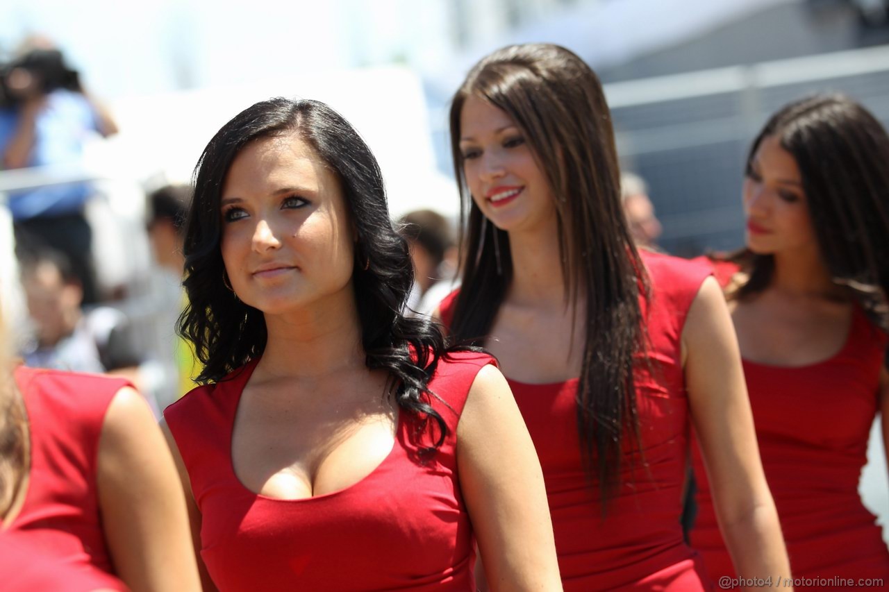 GP CANADA, 10.06.2012- Gara, grid girl, pitbabess 