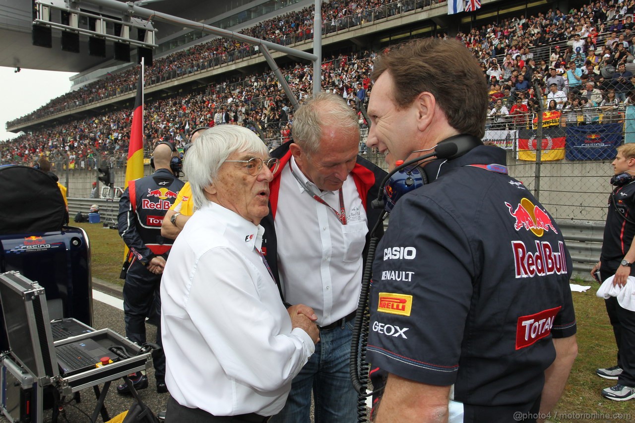 GP CHINA, 15.04.2012 - Gara, Bernie Ecclestone (GBR), President e CEO of Formula One Management e Christian Horner (GBR), Red Bull Racing, Sporting Director 
