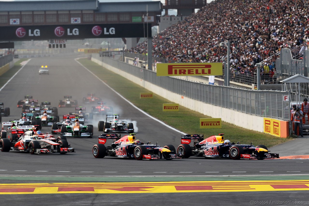 GP COREA, 14.10.2012- Gara, Start of the race, Sebastian Vettel (GER) Red Bull Racing RB8 e Mark Webber (AUS) Red Bull Racing RB8 
