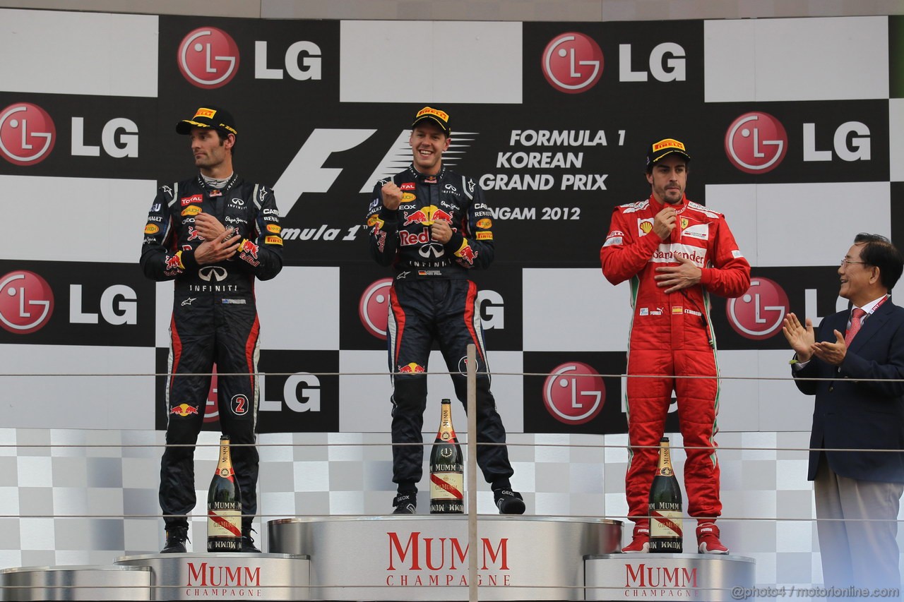 GP COREA, 14.10.2012- Gara, secondo Mark Webber (AUS) Red Bull Racing RB8, Sebastian Vettel (GER) Red Bull Racing RB8 vincitore e terzo Fernando Alonso (ESP) Ferrari F2012