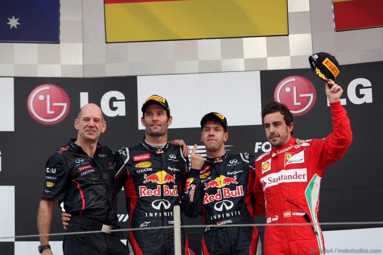 GP COREA, 14.10.2012- Gara, Adrian Newey (GBR), Red Bull Racing , Technical Operations Director, secondo Mark Webber (AUS) Red Bull Racing RB8, Sebastian Vettel (GER) Red Bull Racing RB8 vincitore e terzo Fernando Alonso (ESP) Ferrari F2012