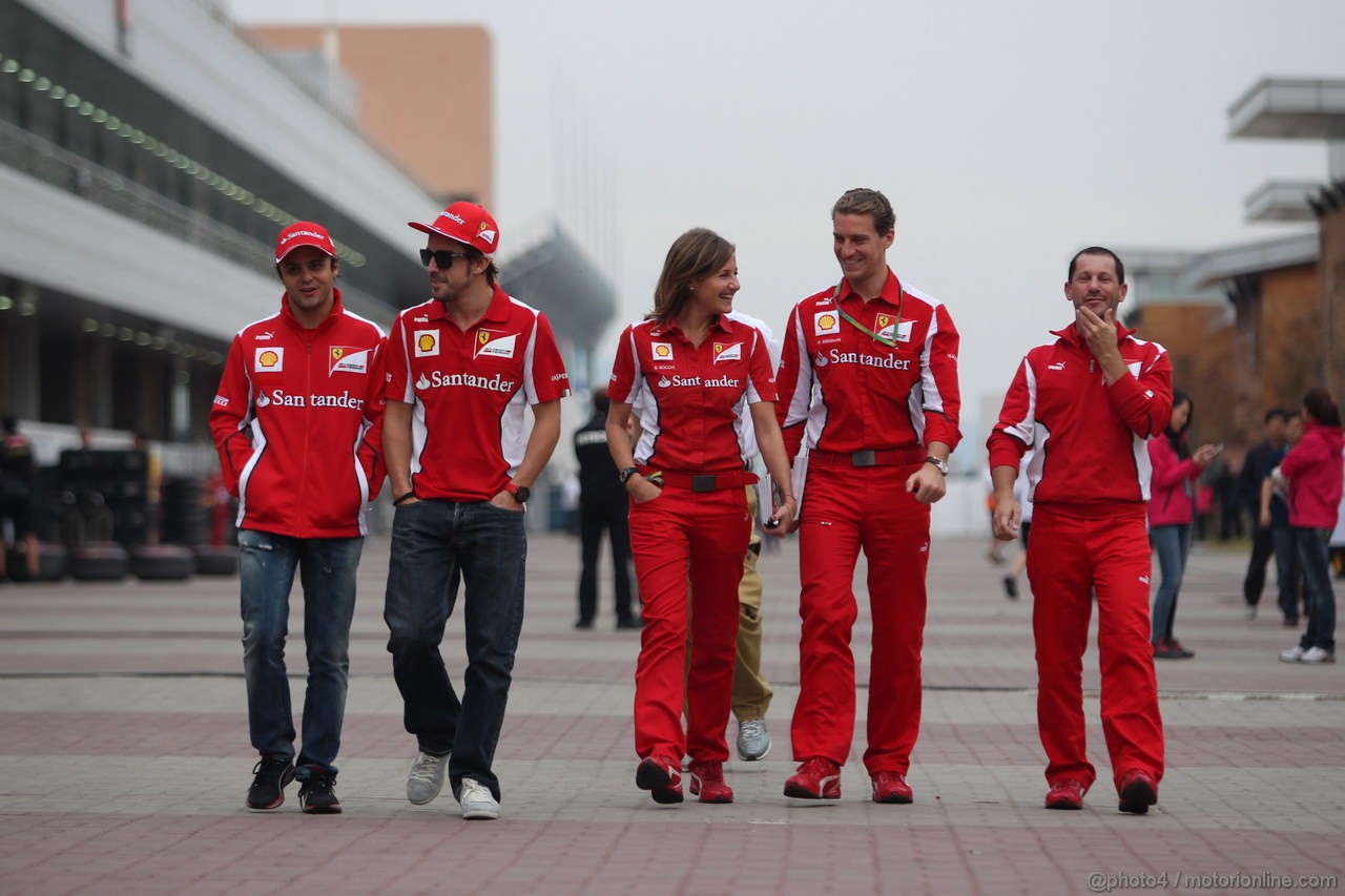 GP COREA, 13.10.2012- Felipe Massa (BRA) Ferrari F2012 e Fernando Alonso (ESP) Ferrari F2012