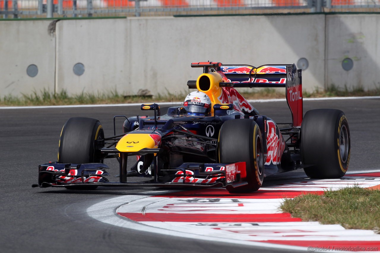 GP COREA, 12.10.2012-  Prove Libere 1, Sebastian Vettel (GER) Red Bull Racing RB8 