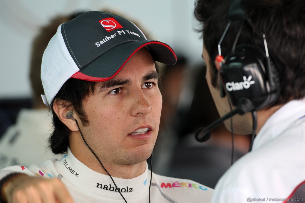 GP COREA, 12.10.2012-  Prove Libere 2, Sergio Prez (MEX) Sauber F1 Team C31 