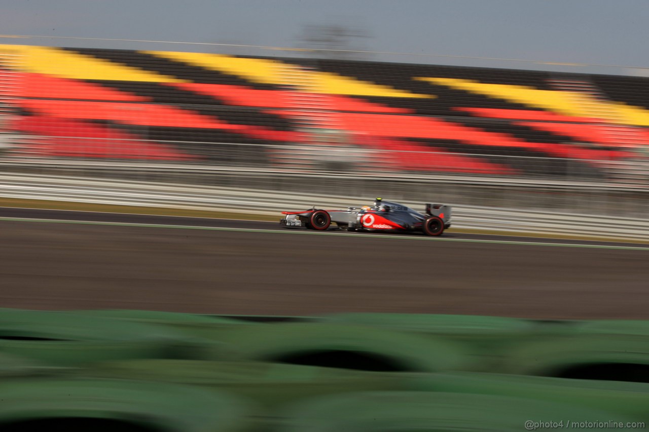 GP COREA, 12.10.2012-  Prove Libere 2, Lewis Hamilton (GBR) McLaren Mercedes MP4-27 