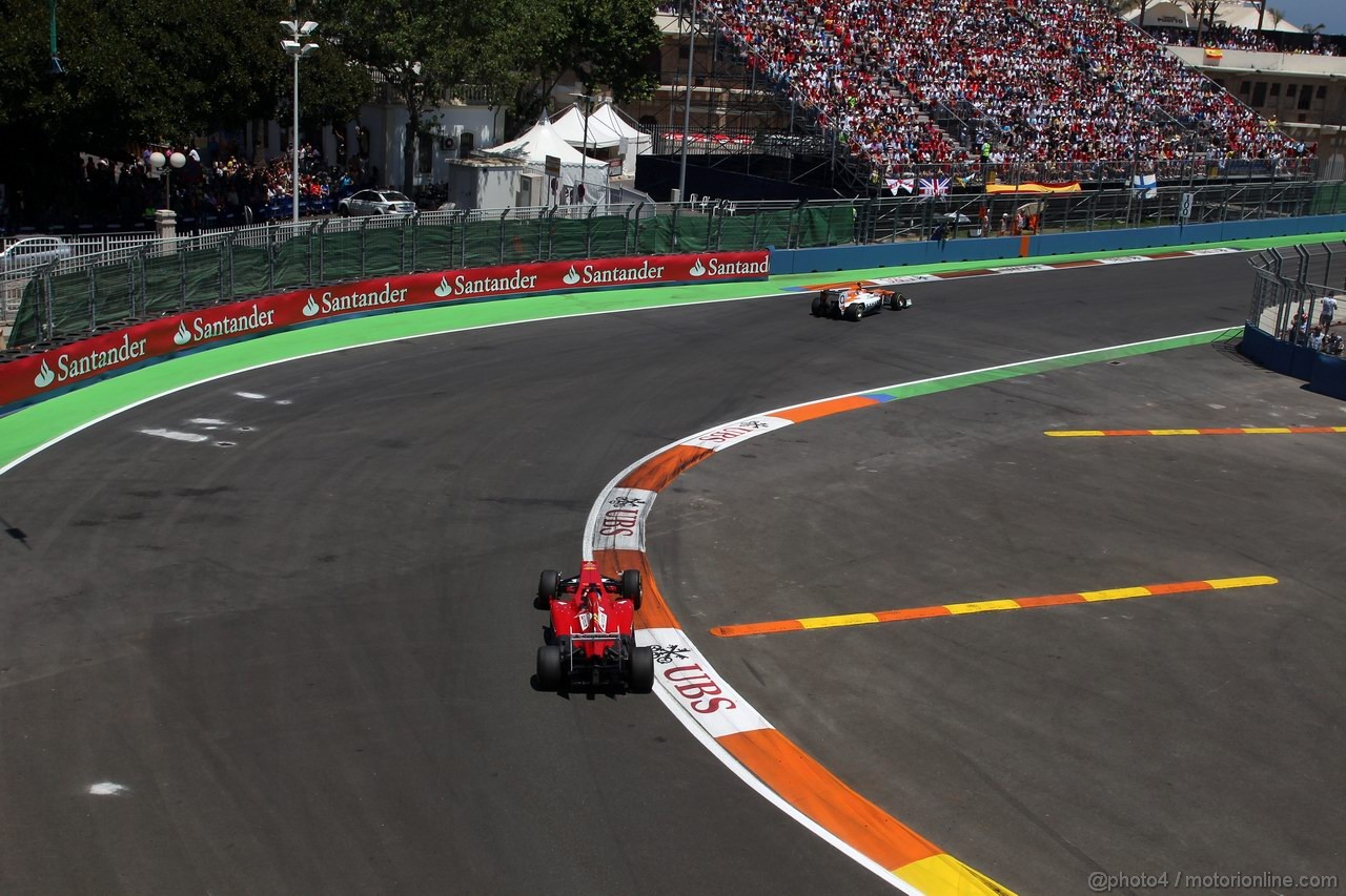 GP EUROPA, 24.06.2012- Gara, Fernando Alonso (ESP) Ferrari F2012 e Nico Hulkenberg (GER) Sahara Force India F1 Team VJM05 
