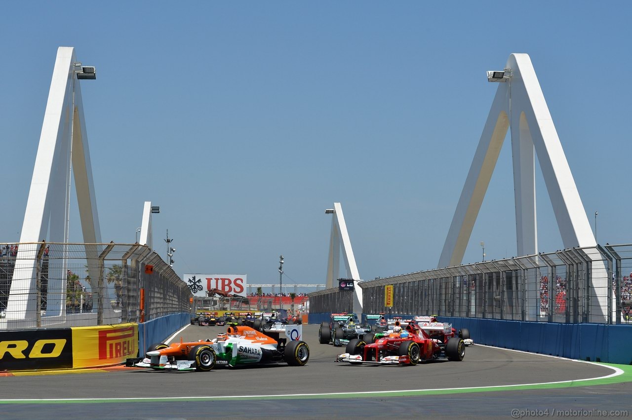 GP EUROPA, 24.06.2012- Gara, Nico Hulkenberg (GER) Sahara Force India F1 Team VJM05 e Fernando Alonso (ESP) Ferrari F2012 