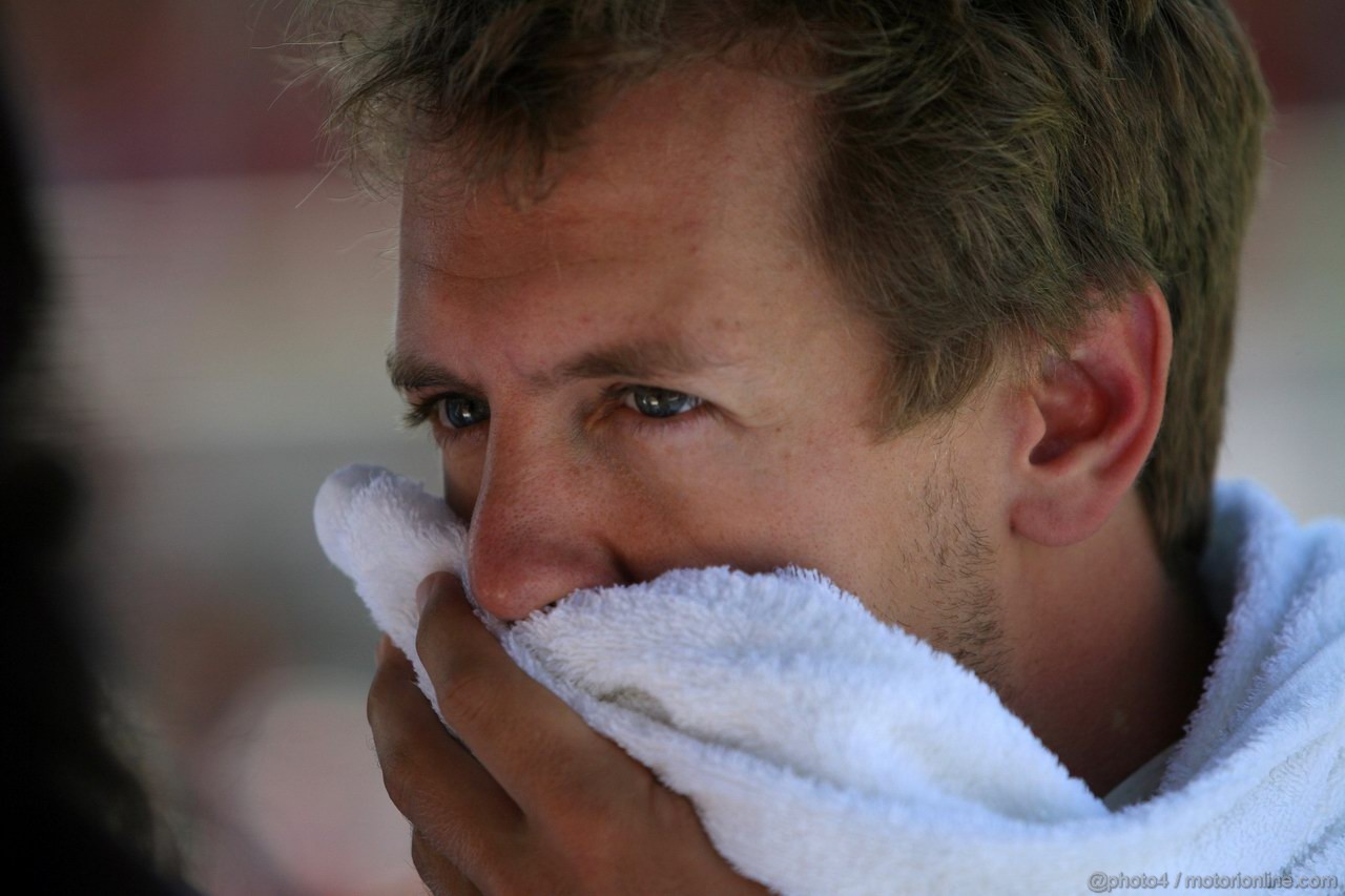 GP EUROPA, 24.06.2012- Gara, Sebastian Vettel (GER) Red Bull Racing RB8 