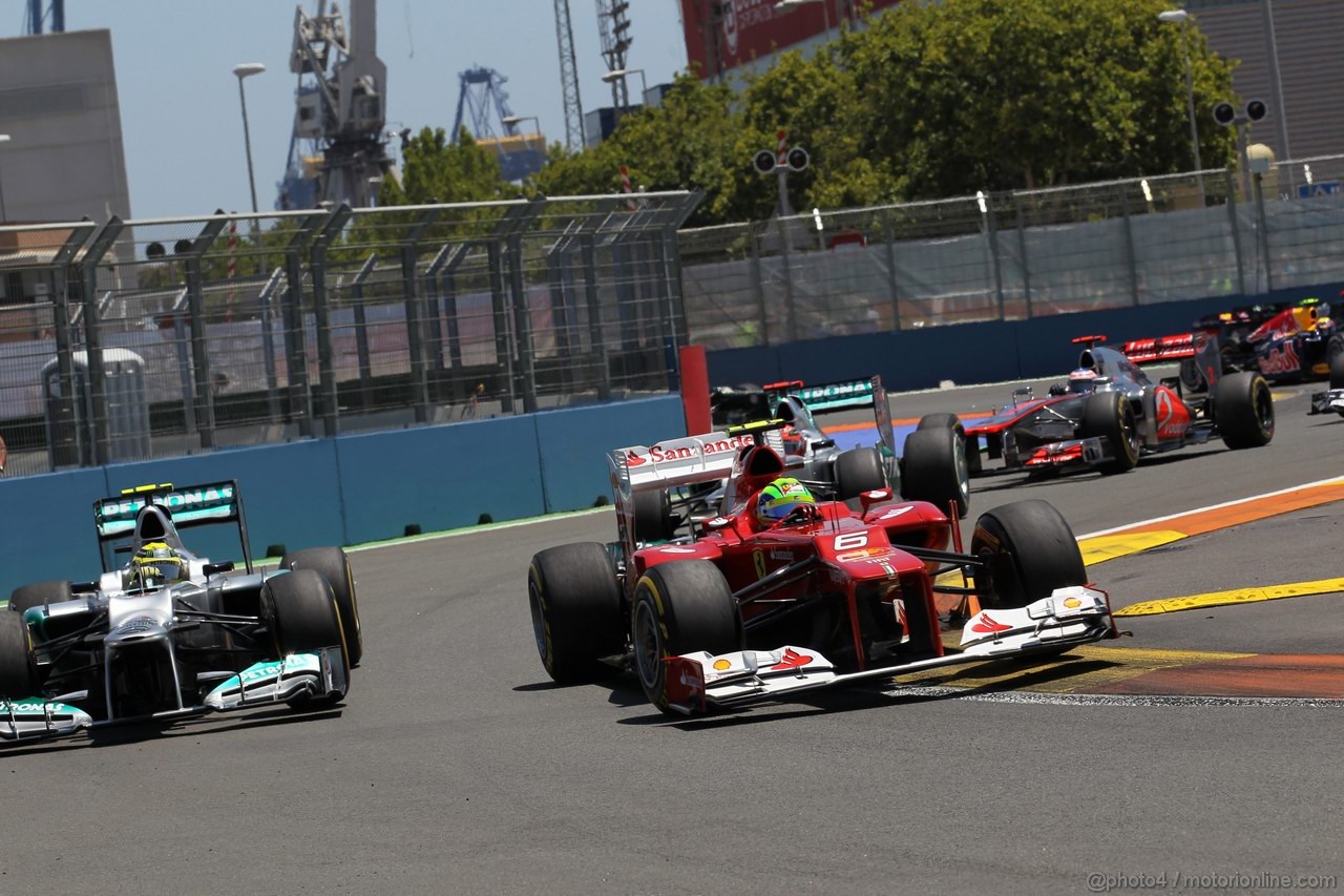 GP EUROPA, 24.06.2012- Gara, Nico Rosberg (GER) Mercedes AMG F1 W03 e Felipe Massa (BRA) Ferrari F2012 