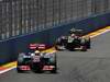 GP EUROPA, 24.06.2012- Gara, Lewis Hamilton (GBR) McLaren Mercedes MP4-27 e Romain Grosjean (FRA) Lotus F1 Team E20 