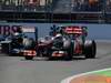 GP EUROPA, 24.06.2012- Gara, Lewis Hamilton (GBR) McLaren Mercedes MP4-27 e Pastor Maldonado (VEN) Williams F1 Team FW34 