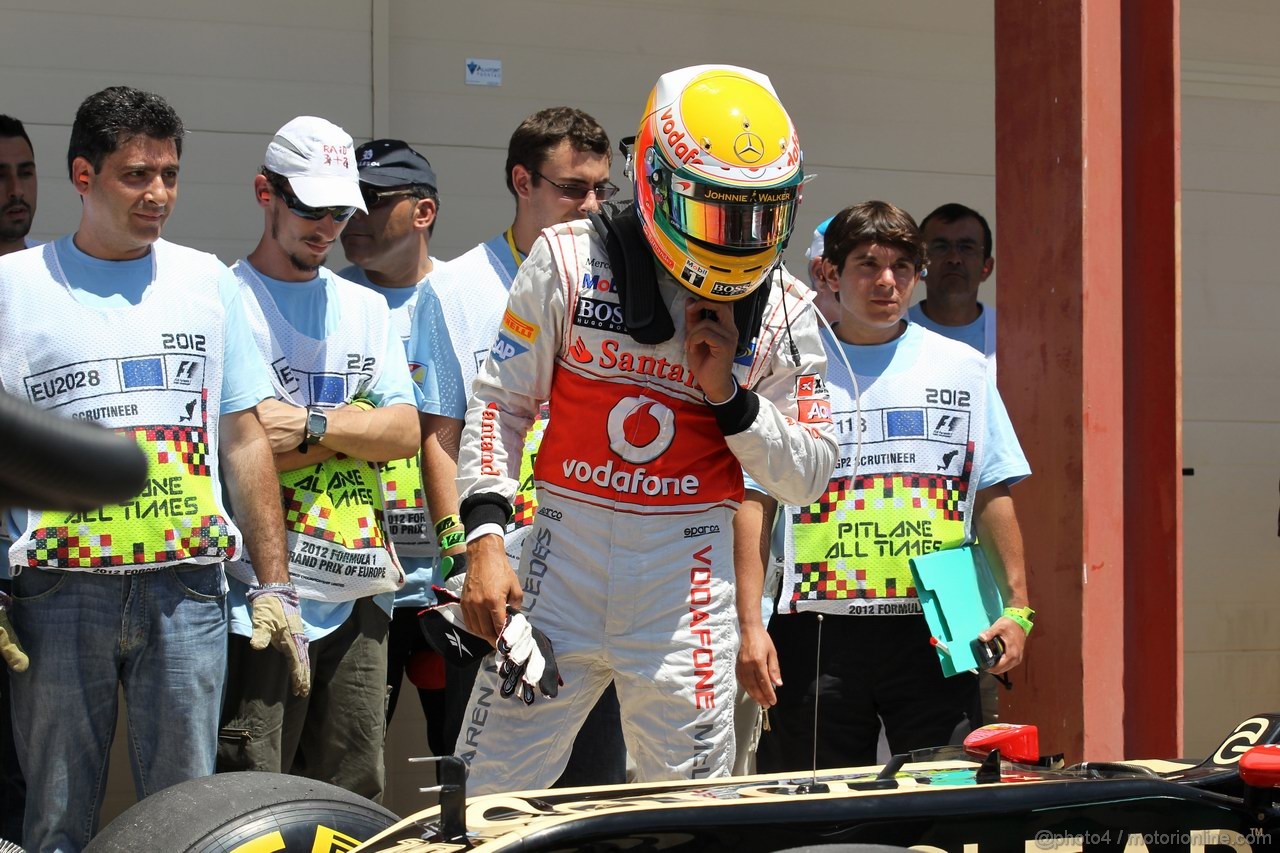 GP EUROPA, 23.06.2012- Qualifiche, Lewis Hamilton (GBR) McLaren Mercedes MP4-27 
