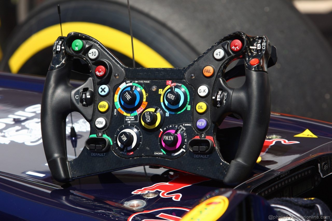 GP EUROPA, 23.06.2012- Qualifiche, Steering wheel of Sebastian Vettel (GER) Red Bull Racing RB8 