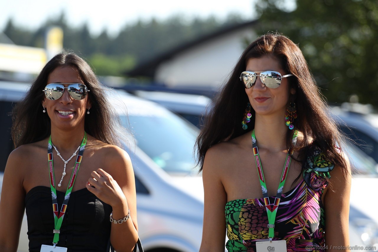 GP GERMANIA, 22.07.2012 - Ragazzas in the paddock