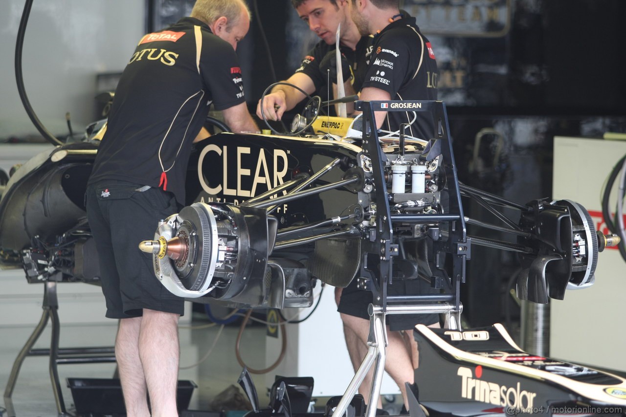 GP GERMANIA, 19.07.2012 -  Lotus F1 Team  garage