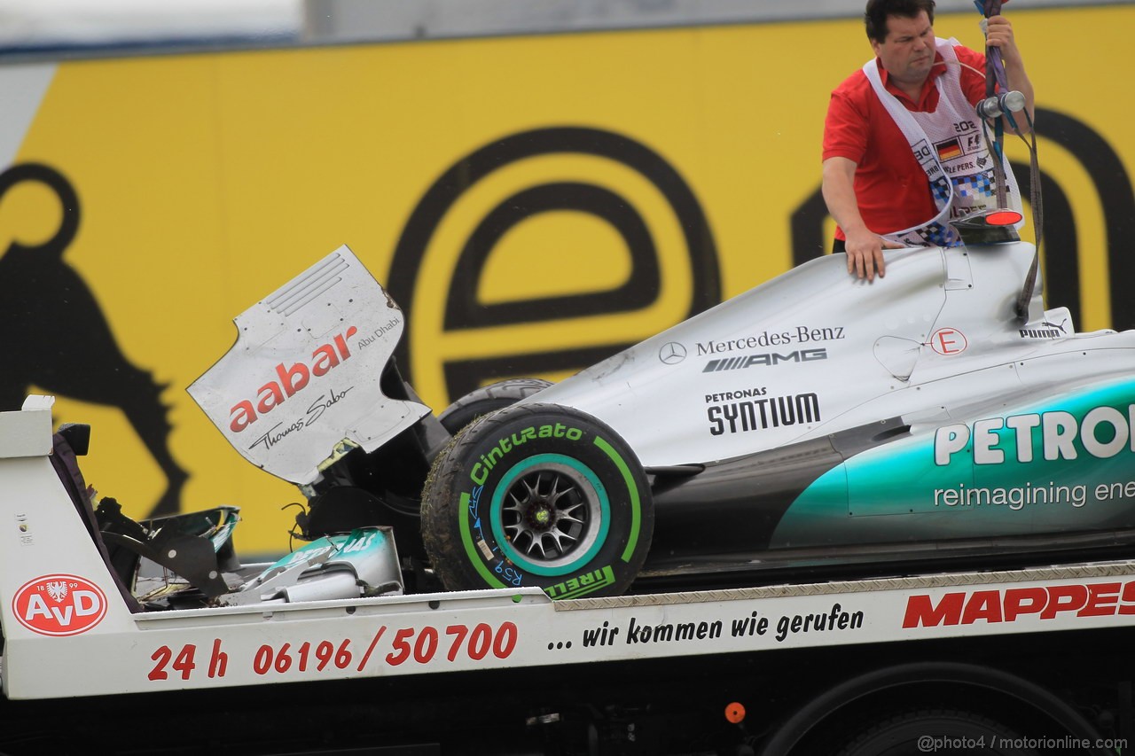 GP GERMANIA, 20.07.2012 - Prove Libere 2, Michael Schumacher (GER) Mercedes AMG F1 W03 crash