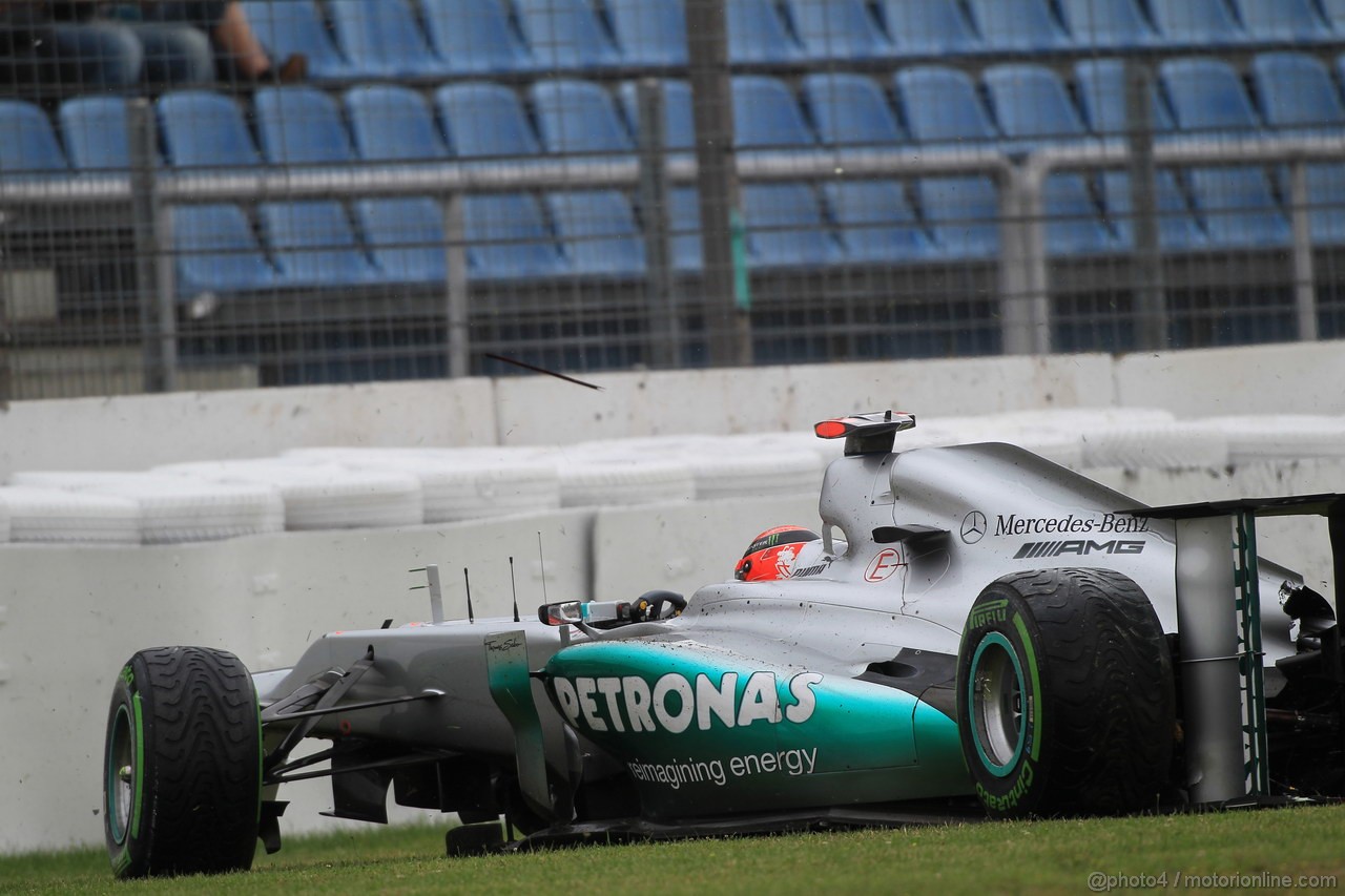 GP GERMANIA, 20.07.2012 - Prove Libere 2, Michael Schumacher (GER) Mercedes AMG F1 W03 crash