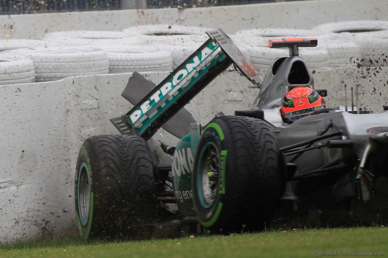 GP GERMANIA, 20.07.2012 - Prove Libere 2, Michael Schumacher (GER) Mercedes AMG F1 W03 crash