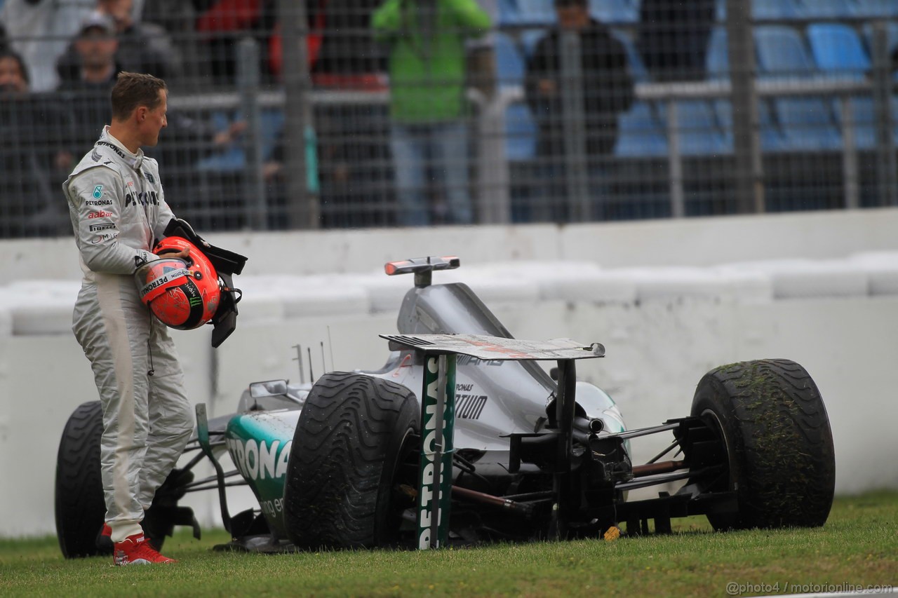 GP GERMANIA, 20.07.2012 - Prove Libere 2, Michael Schumacher (GER) Mercedes AMG F1 W03 crash