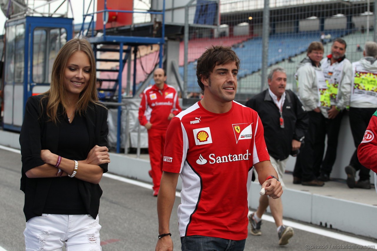 GP GERMANIA, 20.07.2012 - Fernando Alonso (ESP) Ferrari F2012 with his Ragazzafriend Dasha Kapustina (RUS)