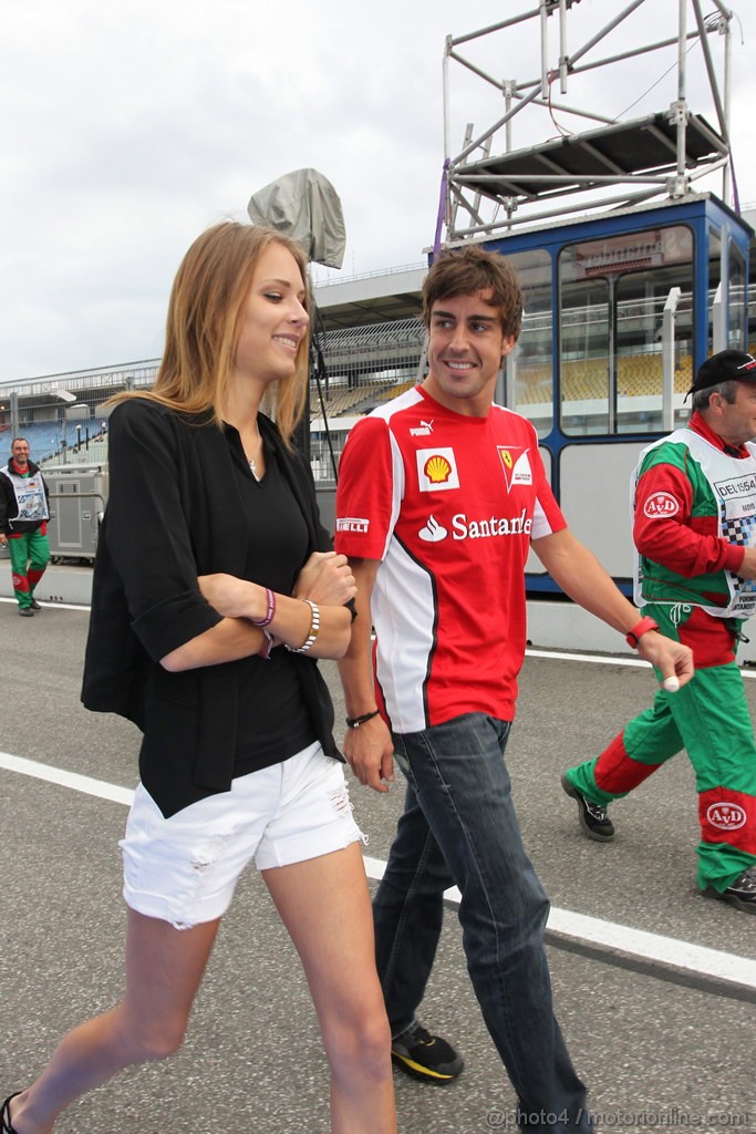 GP GERMANIA, 20.07.2012 - Fernando Alonso (ESP) Ferrari F2012 with his Ragazzafriend Dasha Kapustina (RUS)