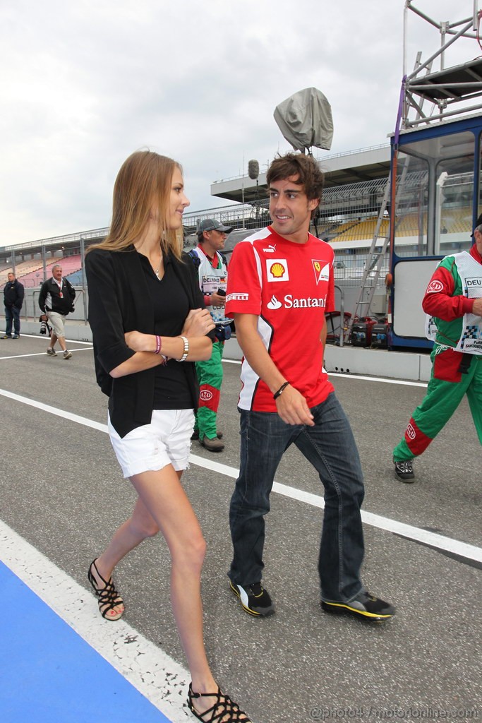 GP GERMANIA, 20.07.2012 - Fernando Alonso (ESP) Ferrari F2012 with his Ragazzafriend Dasha Kapustina (RUS)