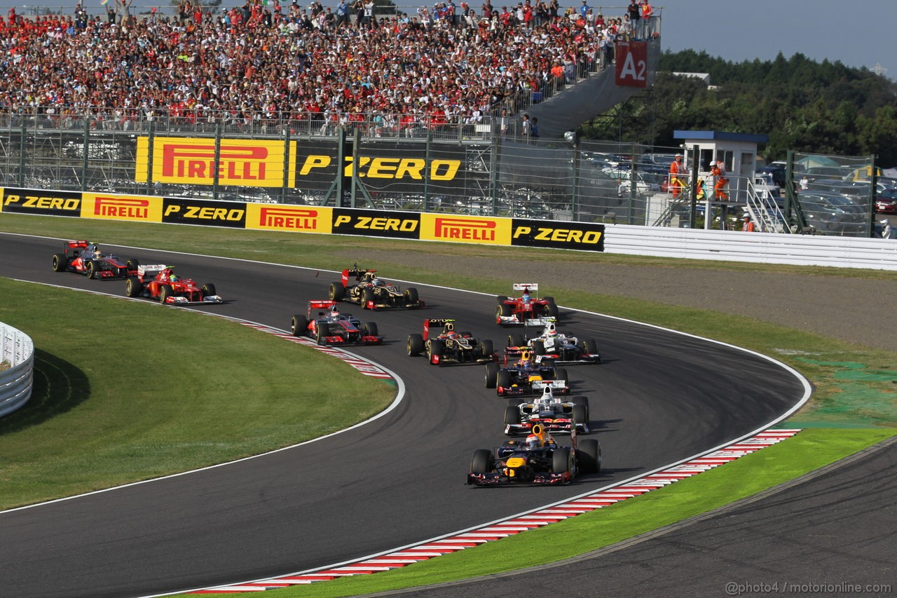 GP GIAPPONE, 07.10.2012- Gara, Start of the race e crash Fernando Alonso (ESP) Ferrari F2012