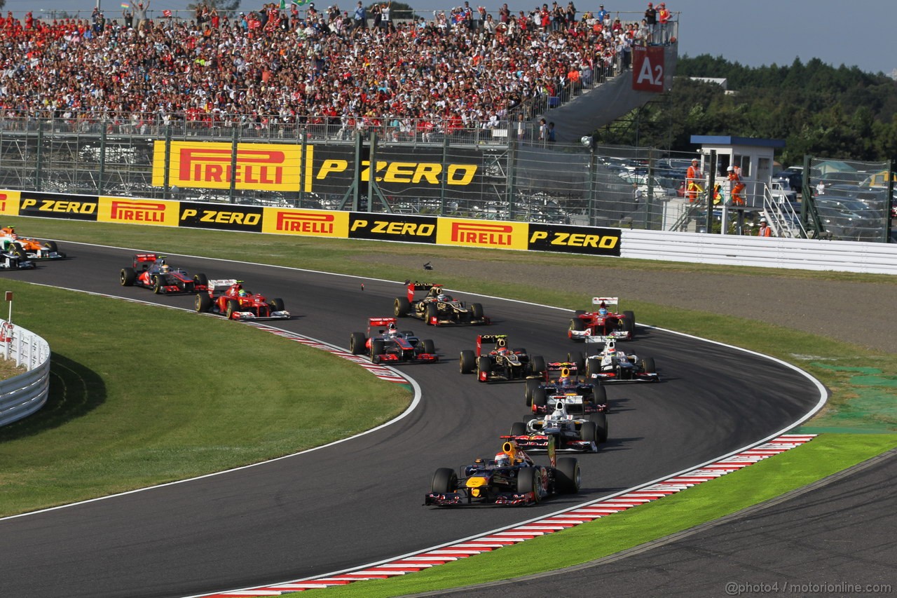 GP GIAPPONE, 07.10.2012- Gara, Start of the race e crash Fernando Alonso (ESP) Ferrari F2012