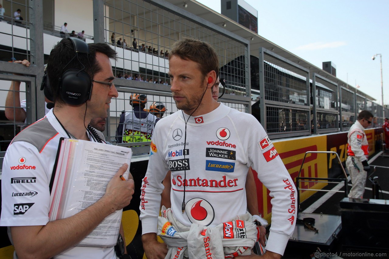 GP GIAPPONE, 07.10.2012- Gara, Jenson Button (GBR) McLaren Mercedes MP4-27 