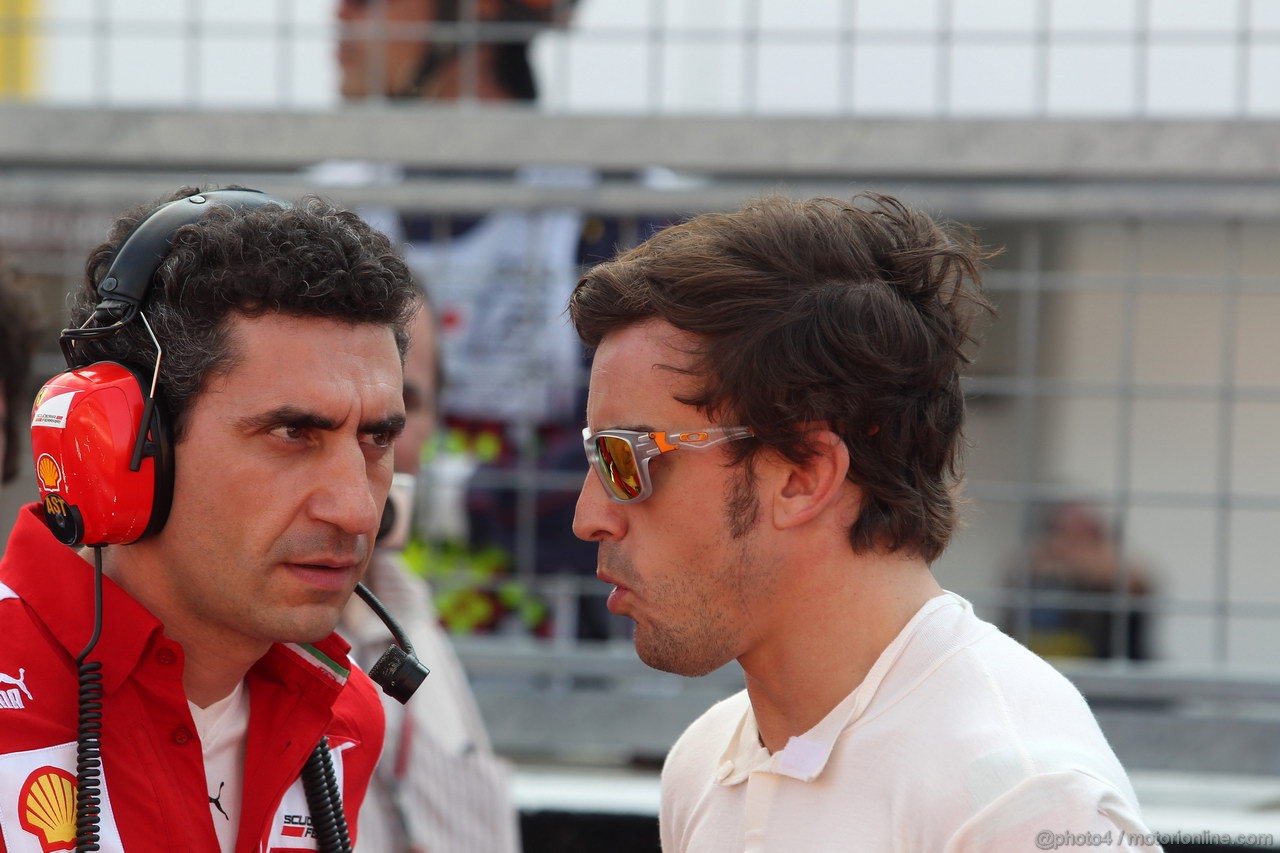 GP GIAPPONE, 07.10.2012- Gara, Andrea Stella (ITA) Ferrari Gara Engineer e Fernando Alonso (ESP) Ferrari F2012 