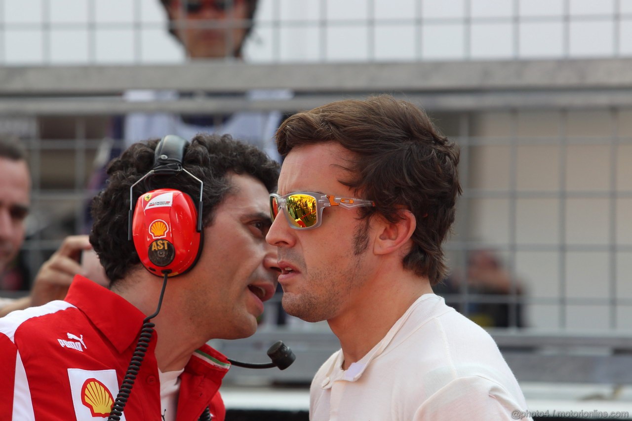 GP GIAPPONE, 07.10.2012- Gara, Andrea Stella (ITA) Ferrari Gara Engineer e Fernando Alonso (ESP) Ferrari F2012 