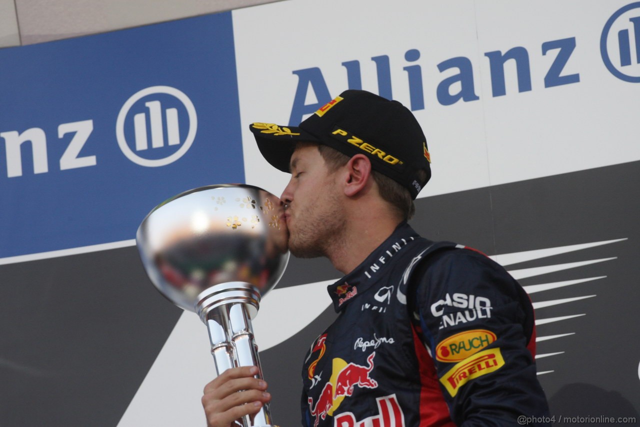 GP GIAPPONE, 07.10.2012- Gara, Sebastian Vettel (GER) Red Bull Racing RB8 vincitore