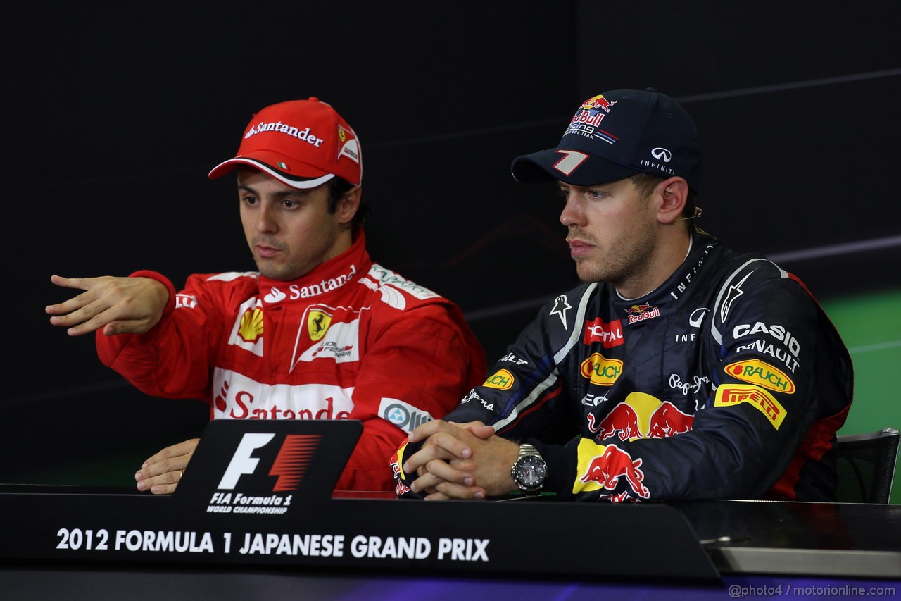 GP GIAPPONE, 07.10.2012- Gara, (L-R) Felipe Massa (BRA) Ferrari F2012 e Sebastian Vettel (GER) Red Bull Racing RB8
