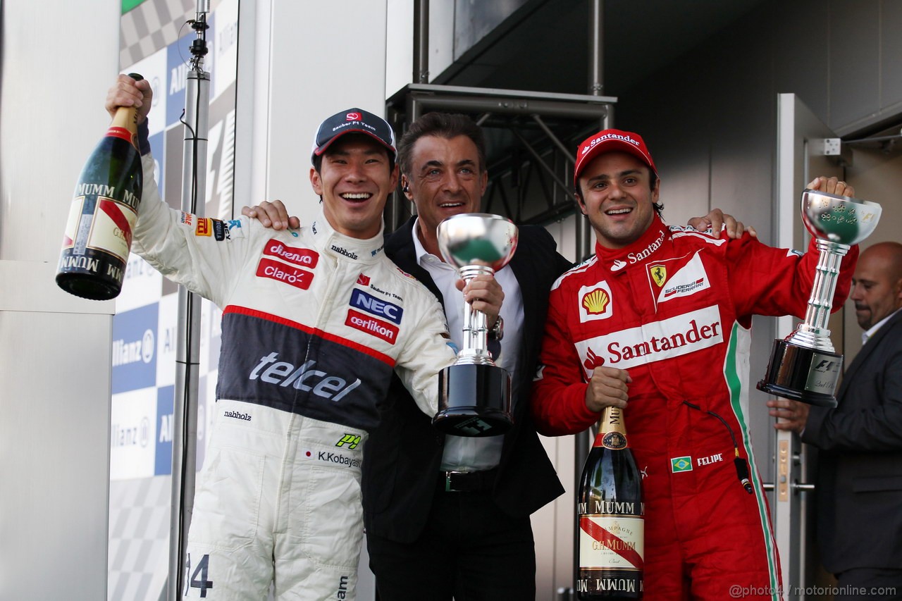 GP GIAPPONE, 07.10.2012- Gara, terzo Kamui Kobayashi (JAP) Sauber F1 Team C31, Jean Alesi (FRA) e secondo Felipe Massa (BRA) Ferrari F2012 