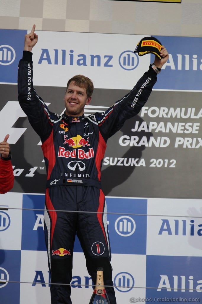 GP GIAPPONE, 07.10.2012- Gara, Sebastian Vettel (GER) Red Bull Racing RB8 vincitore