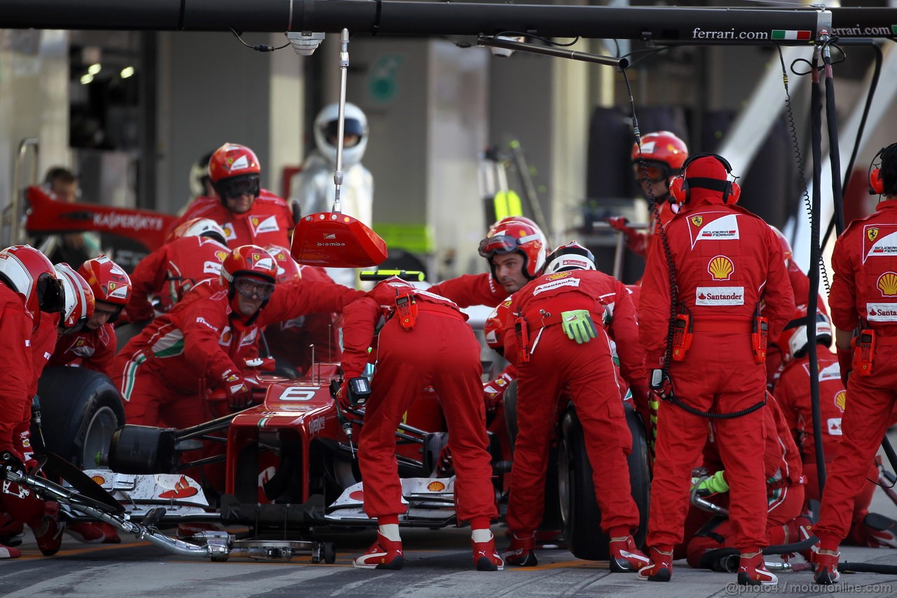 GP GIAPPONE, 07.10.2012- Gara, Pit Stop, Felipe Massa (BRA) Ferrari F2012