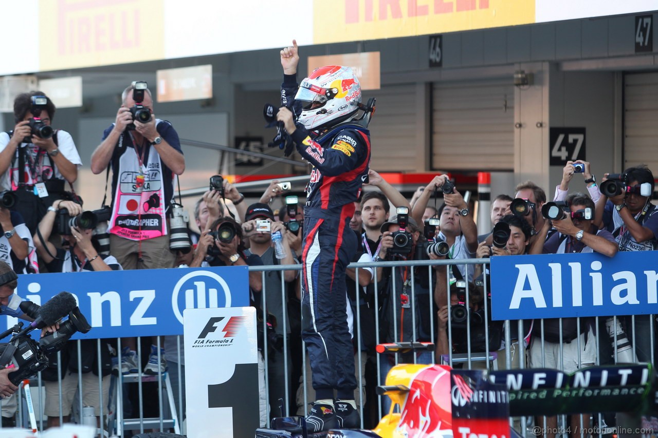 GP GIAPPONE, Sebastian Vettel (GER) Red Bull Racing RB8 vincitore 07.10.2012- Gara, 