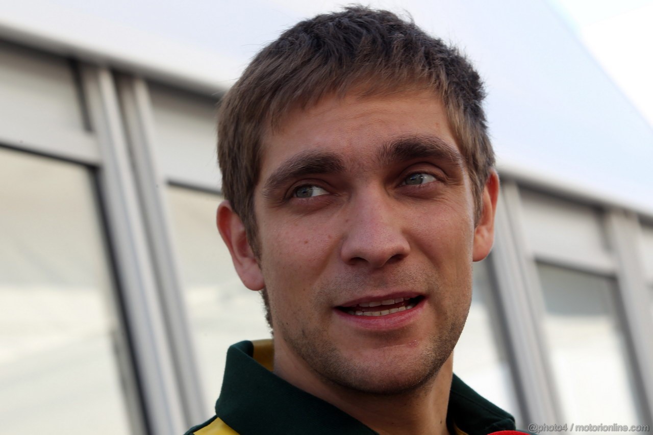 GP GIAPPONE, 04.10.2012- Vitaly Petrov (RUS) Caterham F1 Team CT01