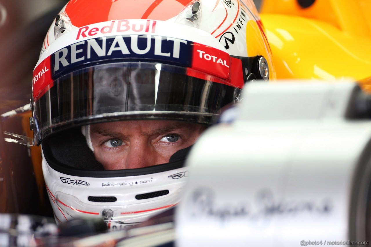 GP GIAPPONE, 06.10.2012- Prove Libere 3, Sebastian Vettel (GER) Red Bull Racing RB8 