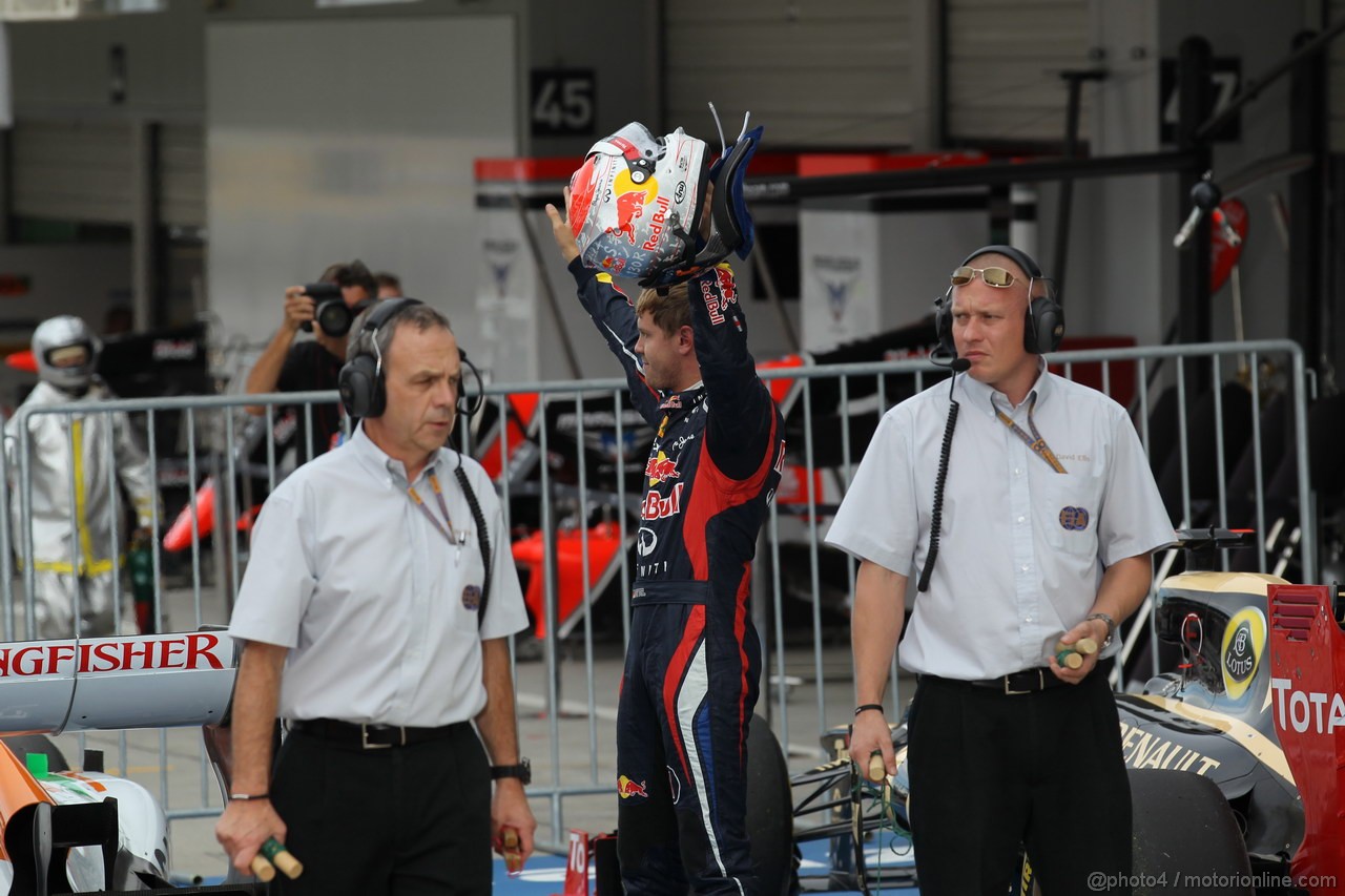 GP GIAPPONE, 06.10.2012- Qualifiche, Sebastian Vettel (GER) Red Bull Racing RB8 pole position 
