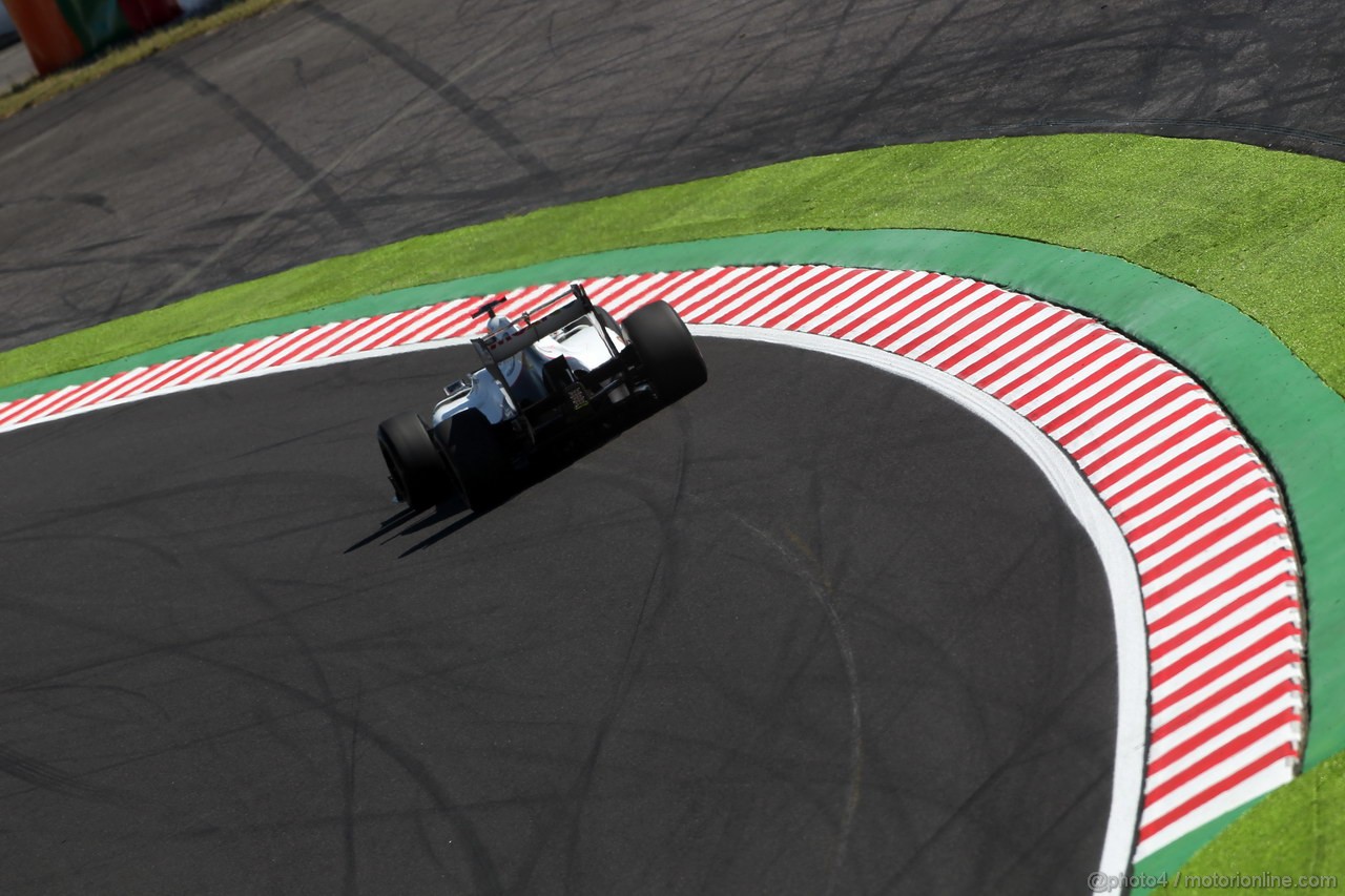 GP GIAPPONE, 05.10.2012- Prove Libere 1, Kamui Kobayashi (JAP) Sauber F1 Team C31