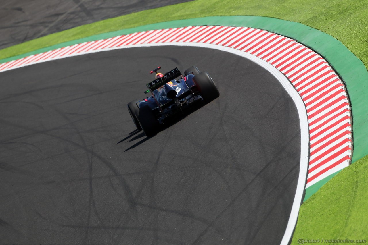 GP GIAPPONE, 05.10.2012- Prove Libere 1, Sebastian Vettel (GER) Red Bull Racing RB8