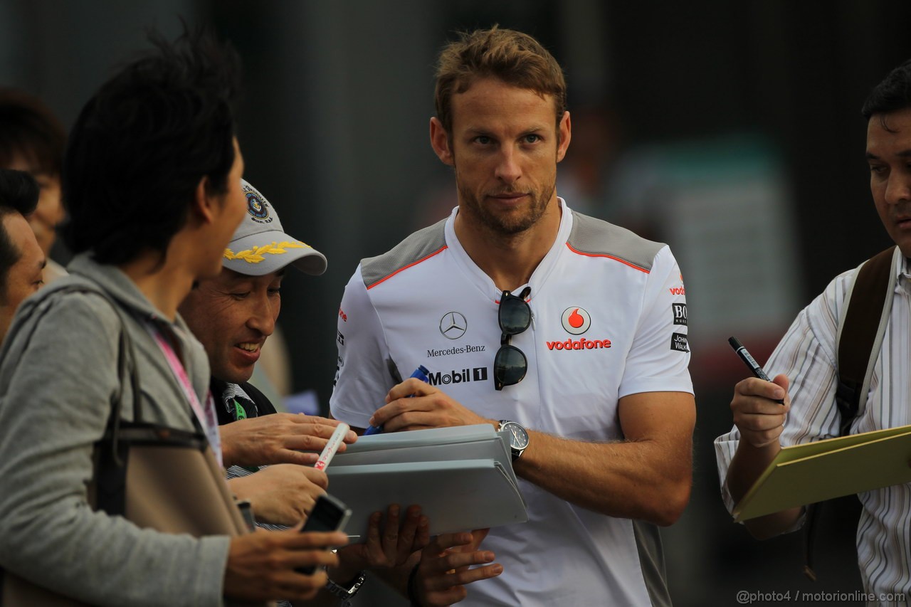 GP GIAPPONE, 05.10.2012- Jenson Button (GBR) McLaren Mercedes MP4-27