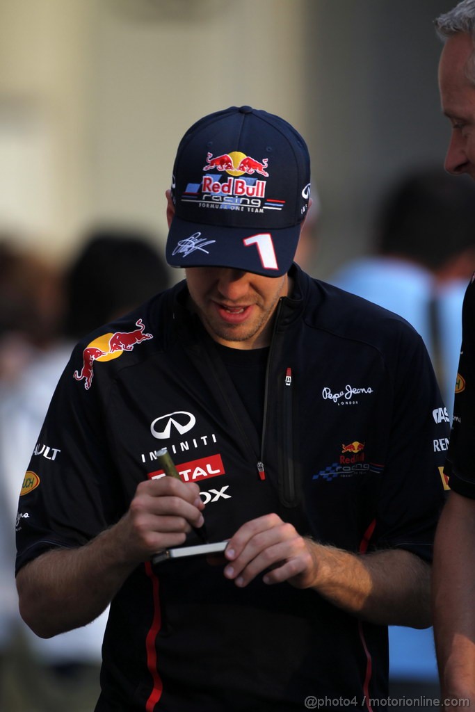 GP GIAPPONE, 05.10.2012- Sebastian Vettel (GER) Red Bull Racing RB8 
