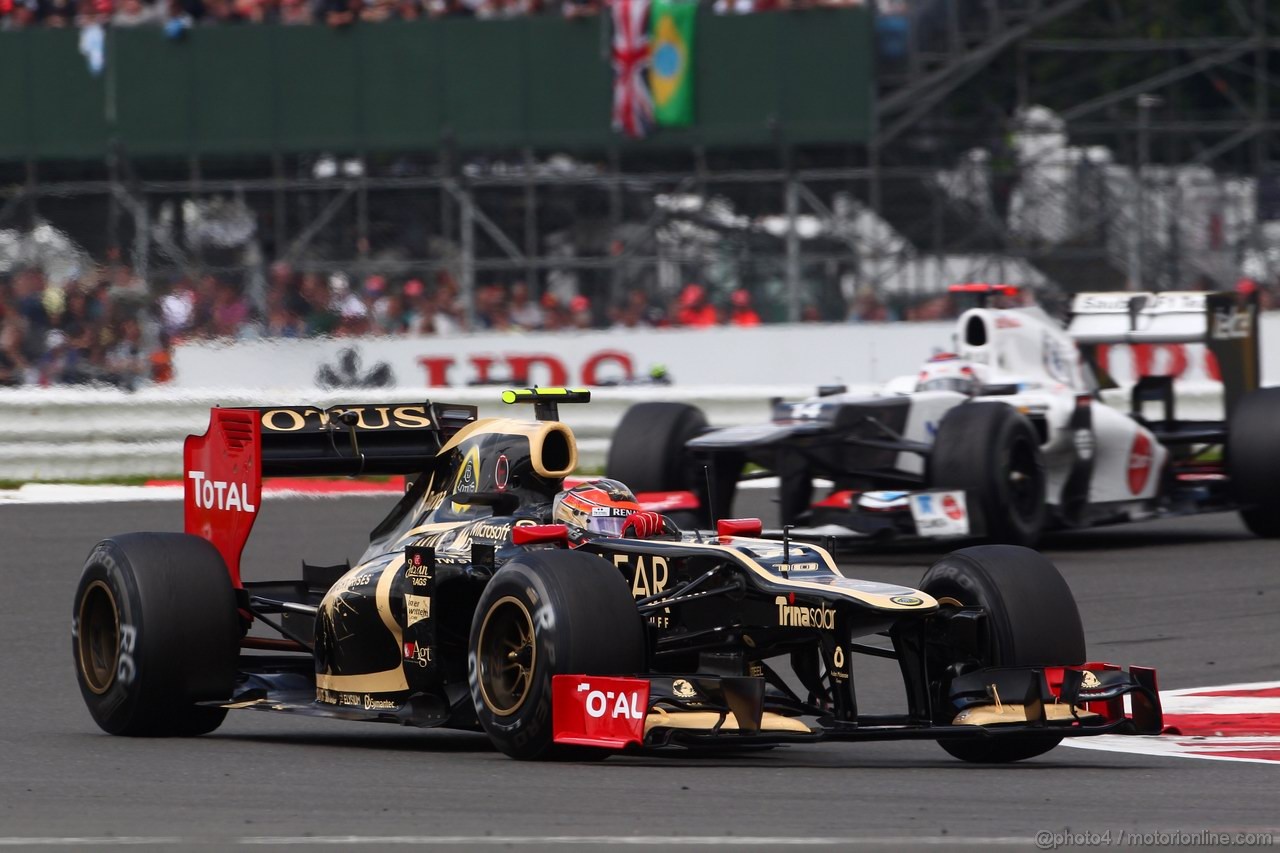 GP GRAN BRETAGNA, 08.07.2012- Gara, Romain Grosjean (FRA) Lotus F1 Team E20 e Kamui Kobayashi (JAP) Sauber F1 Team C31 