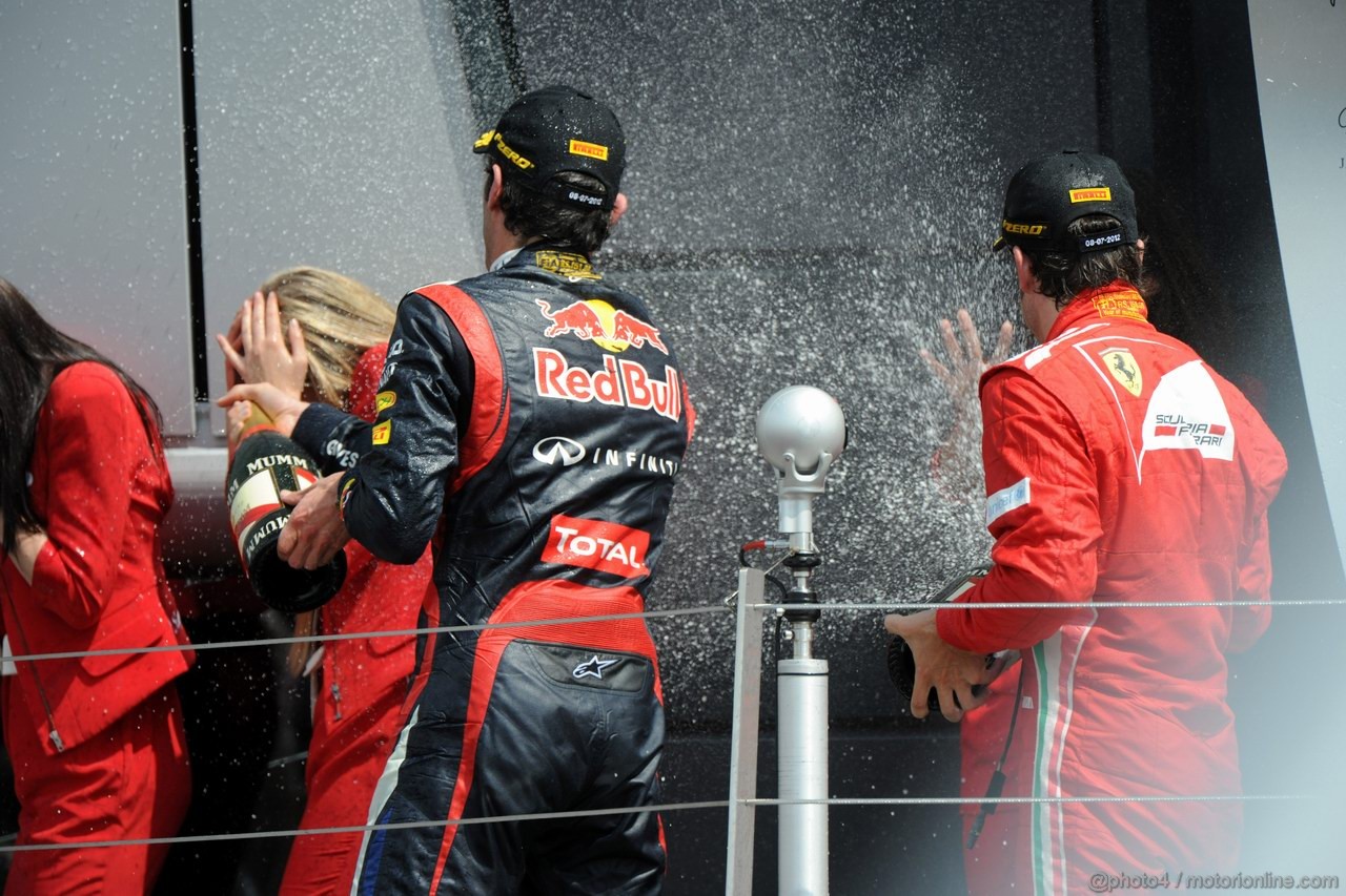 GP GRAN BRETAGNA, 08.07.2012- Gara, 1st position Mark Webber (AUS) Red Bull Racing RB8