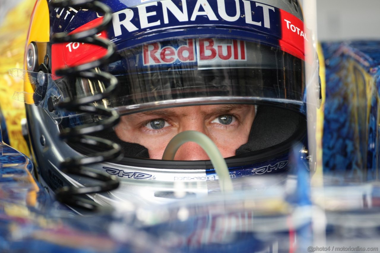 GP GRAN BRETAGNA, 07.07.2012- Prove Libere 3, Sebastian Vettel (GER) Red Bull Racing RB8 