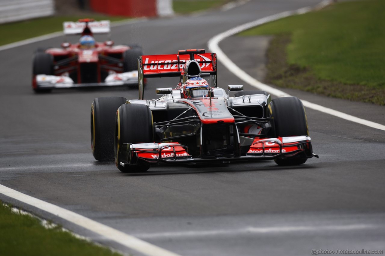 GP GRAN BRETAGNA, 07.07.2012- Prove Libere 3, Jenson Button (GBR) McLaren Mercedes MP4-27 e Fernando Alonso (ESP) Ferrari F2012 