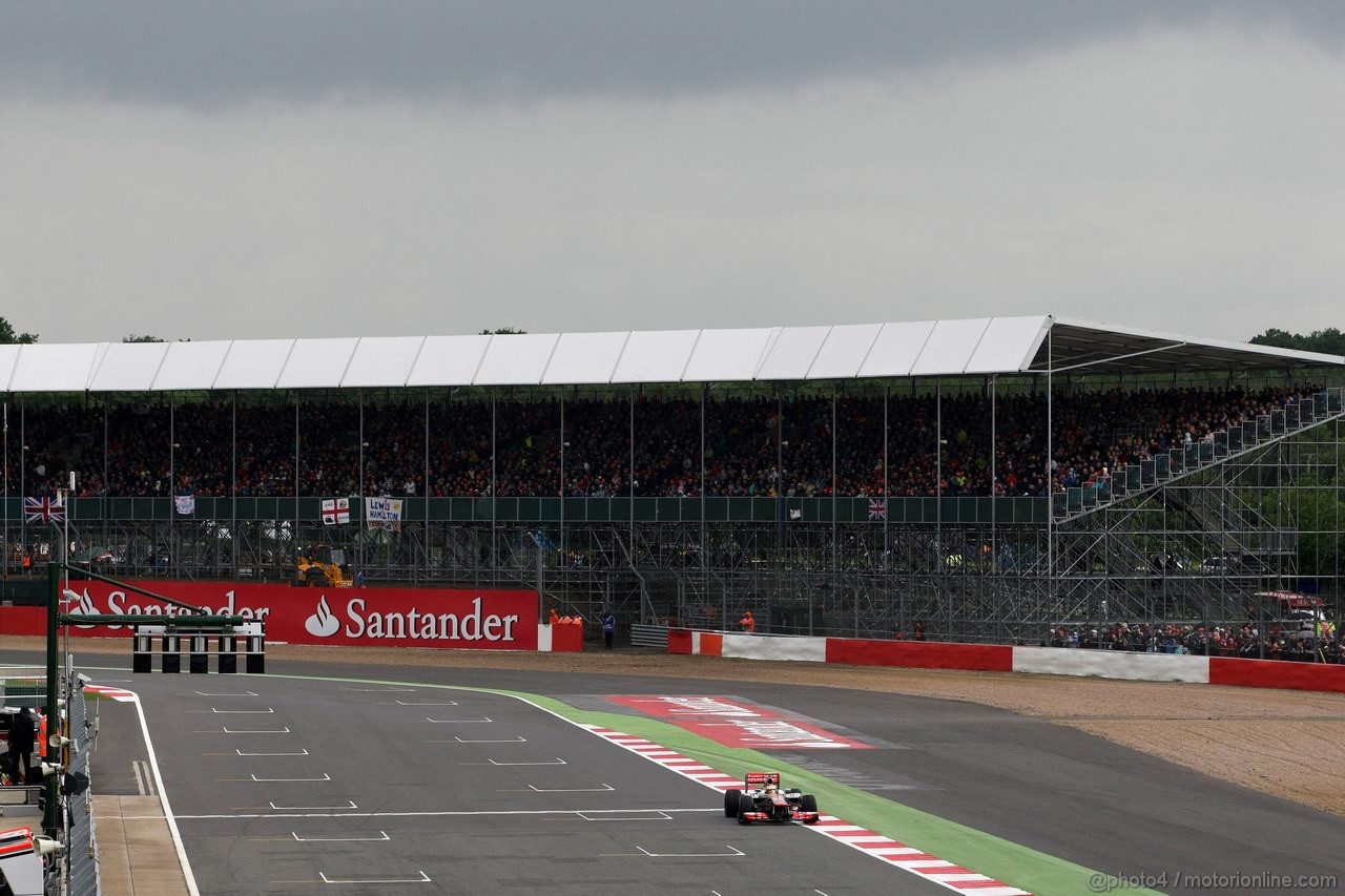 GP GRAN BRETAGNA, 07.07.2012- Qualifiche, Lewis Hamilton (GBR) McLaren Mercedes MP4-27 