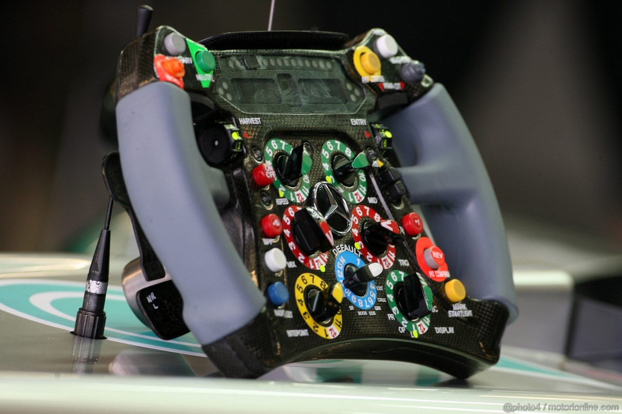 GP GRAN BRETAGNA, 06.07.2012- Prove Libere 1, Steering wheel of Mercedes AMG F1 W03 